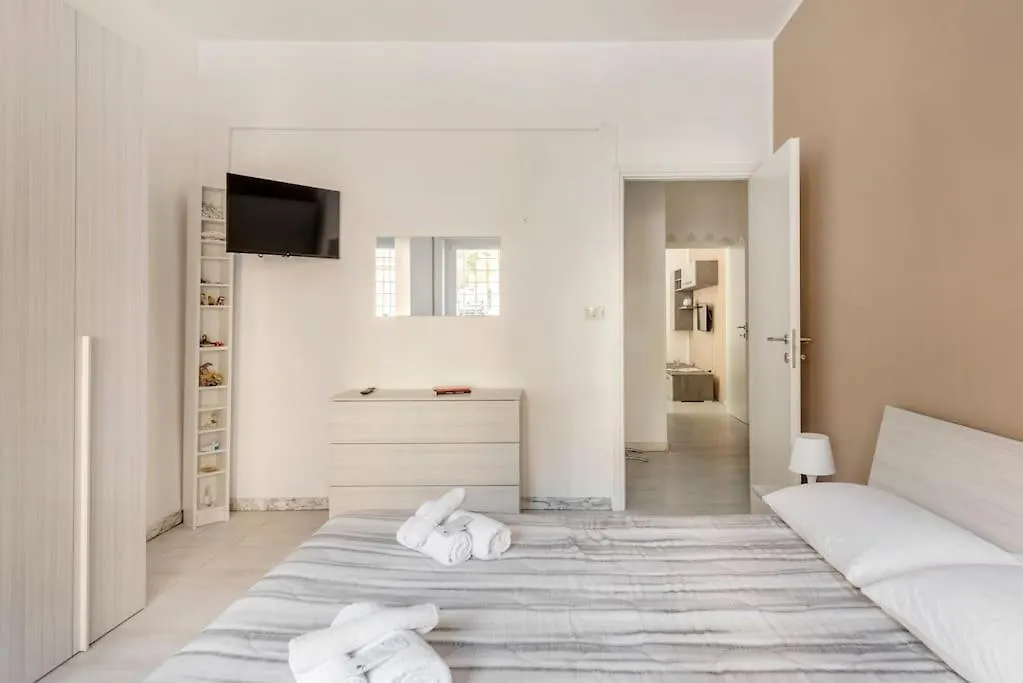 Apartment Holiday Home Cava Aurelia Rome